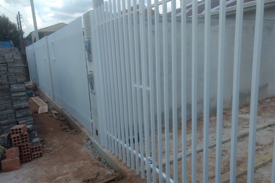 Porta Pantográfica de Ferro